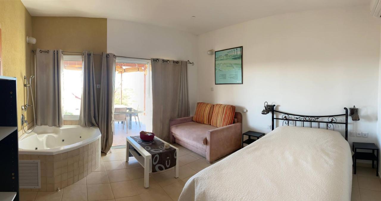 Desert Fantasy Villa Be'er Milka Bagian luar foto